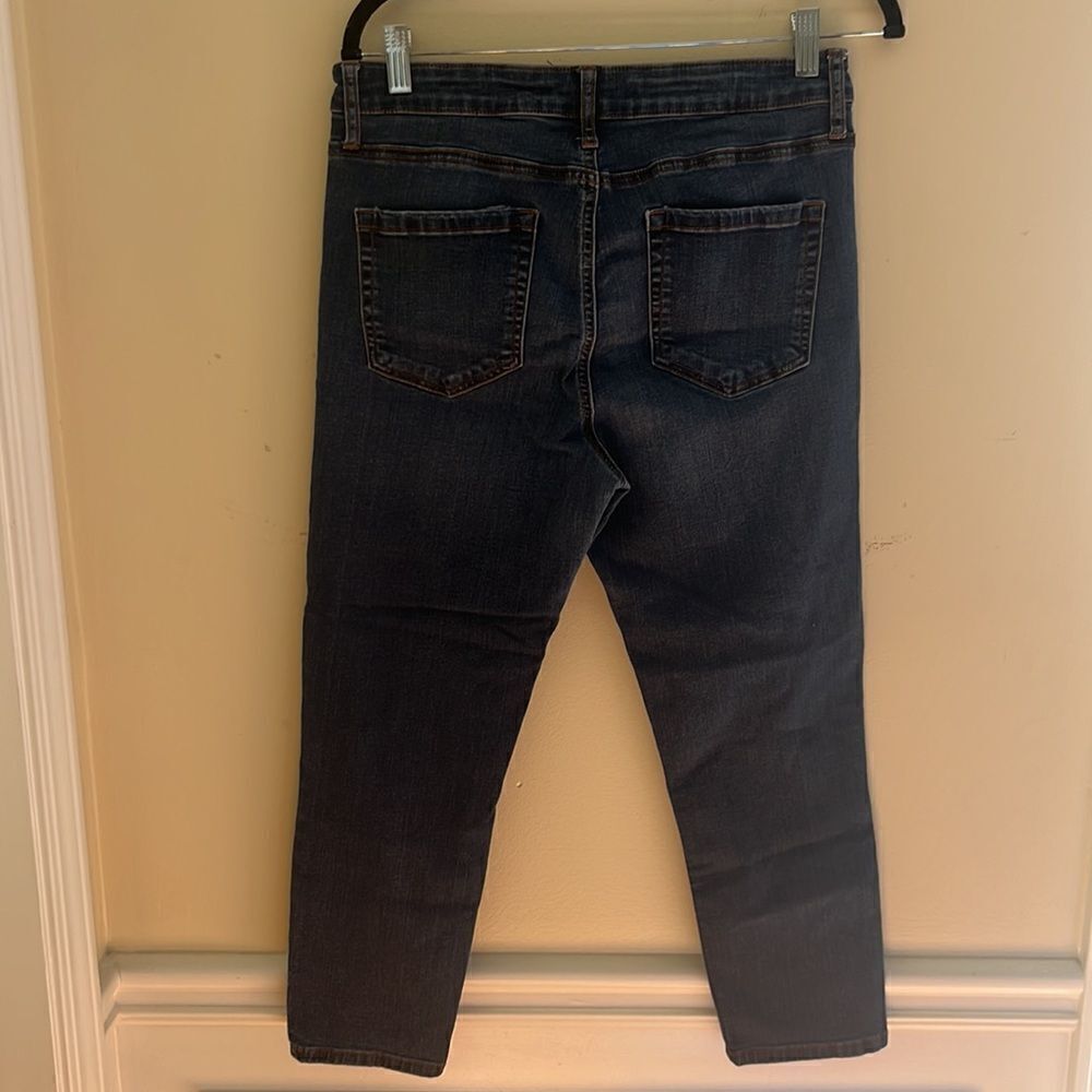 Prosperity Cropped Distressed Blue Jeans - Picture 5 of 7